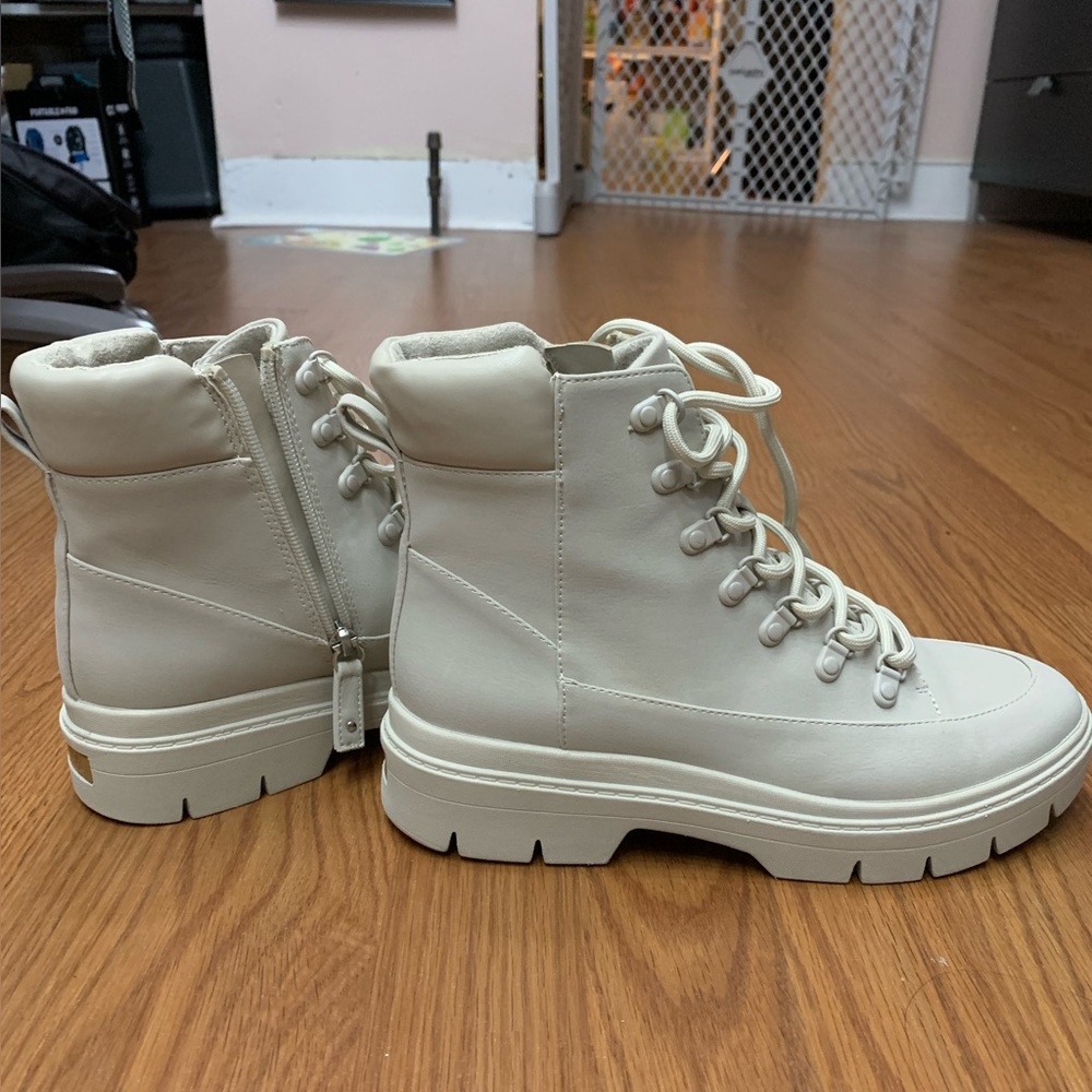 Dr Scholl’s Canyon Boot